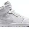 Jordan Mens Basketball Shoes Leather Perforated Toe Comfort-1