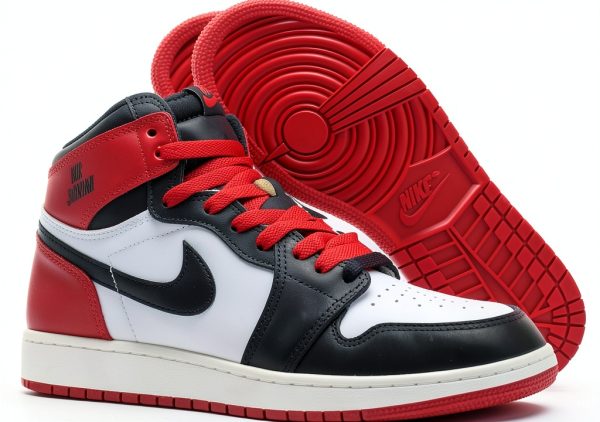 Nike Air Jordan 1 Retro High Og GS Boys Shoes White Black Varsity Red-1